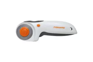 CUTTER FISKARS ROTATIF COUPE DROITE Ø45mm